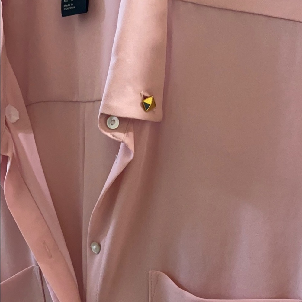 Pink blouse - Picture 2 of 3